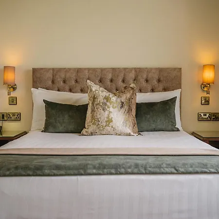 Crover House & Golf Club 4*