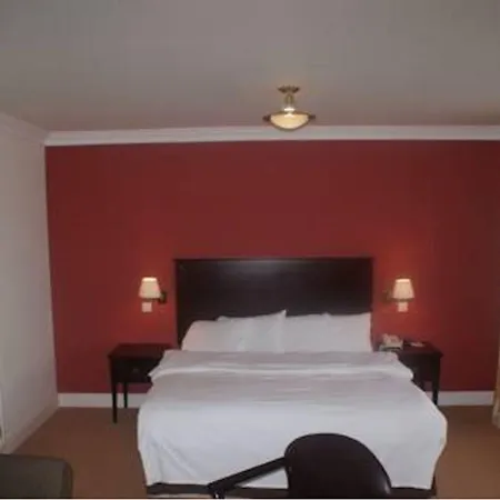 Crover House & Golf Club