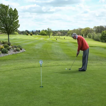 Crover House & Golf Club Ξενοδοχείο 4*