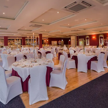 Crover House & Golf Club 4*