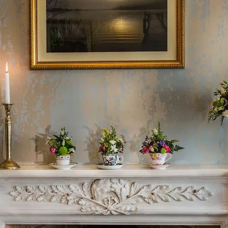 Crover House & Golf Club Hotel