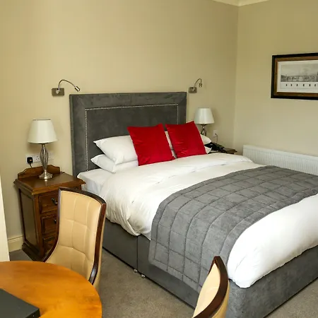 Crover House & Golf Club Mountnugent