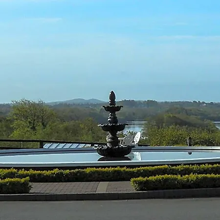 Crover House & Golf Club Hotel