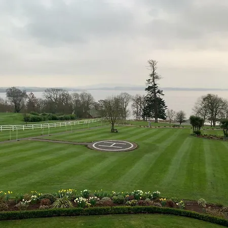 Crover House & Golf Club Hotel