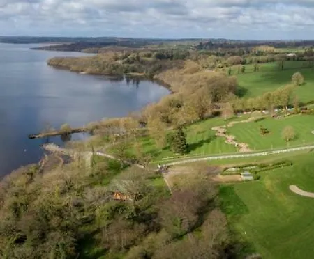 Crover House & Golf Club Hotel