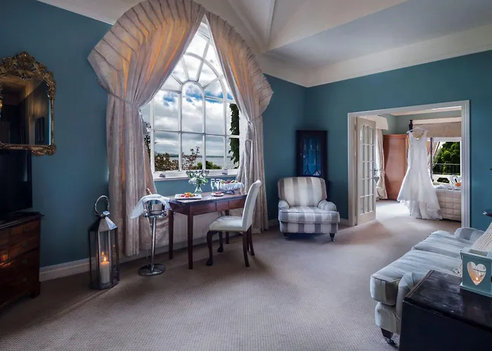 Crover House & Golf Club Отель