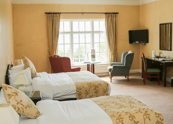 Отель Crover House & Golf Club 4*