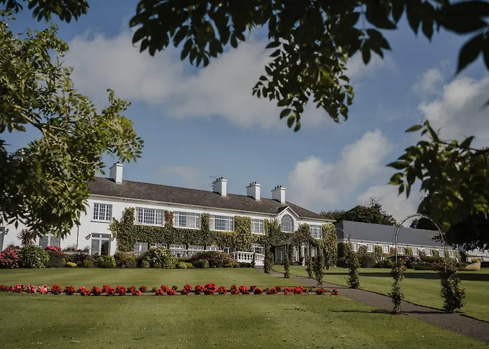 Crover House & Golf Club