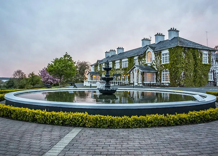 Отель Crover House & Golf Club