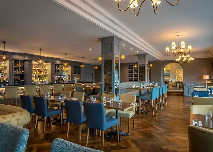 Crover House & Golf Club Отель